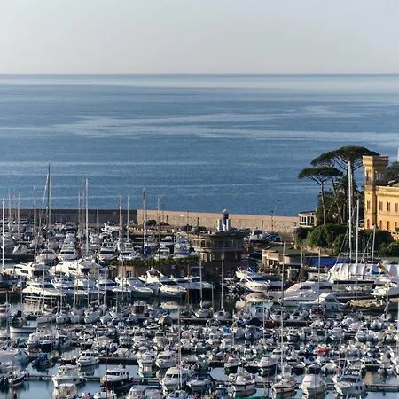 Altido Marvellous Penthouse In Appartement Rapallo