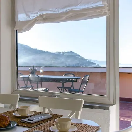 Altido Marvellous Penthouse In Rapallo