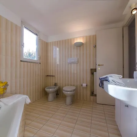 Altido Marvellous Penthouse In Appartement *