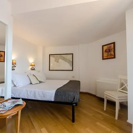 Altido Marvellous Penthouse In